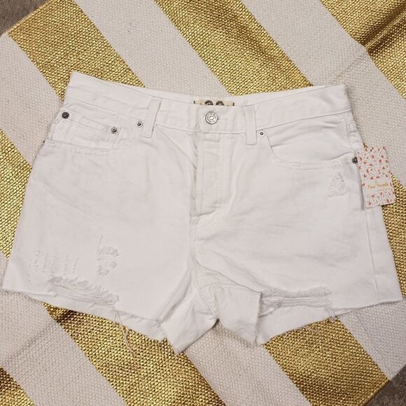 FREE PEOPLE SOFIA DISTRESSED JEAN SHORTS - Picture 3 of 4